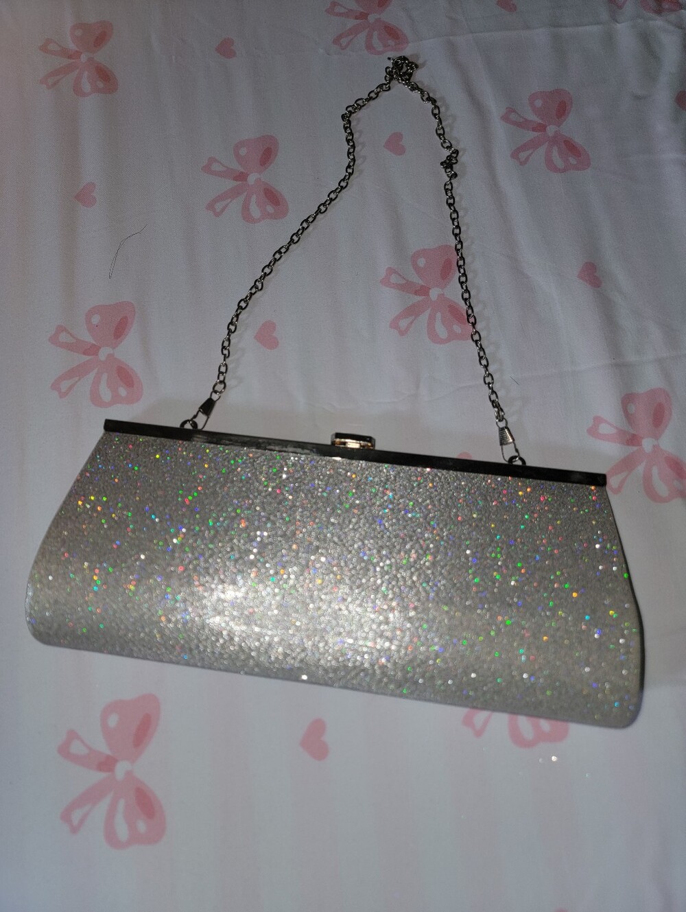 Elegant Silver Glitter Clutch Bag with Chain Strap